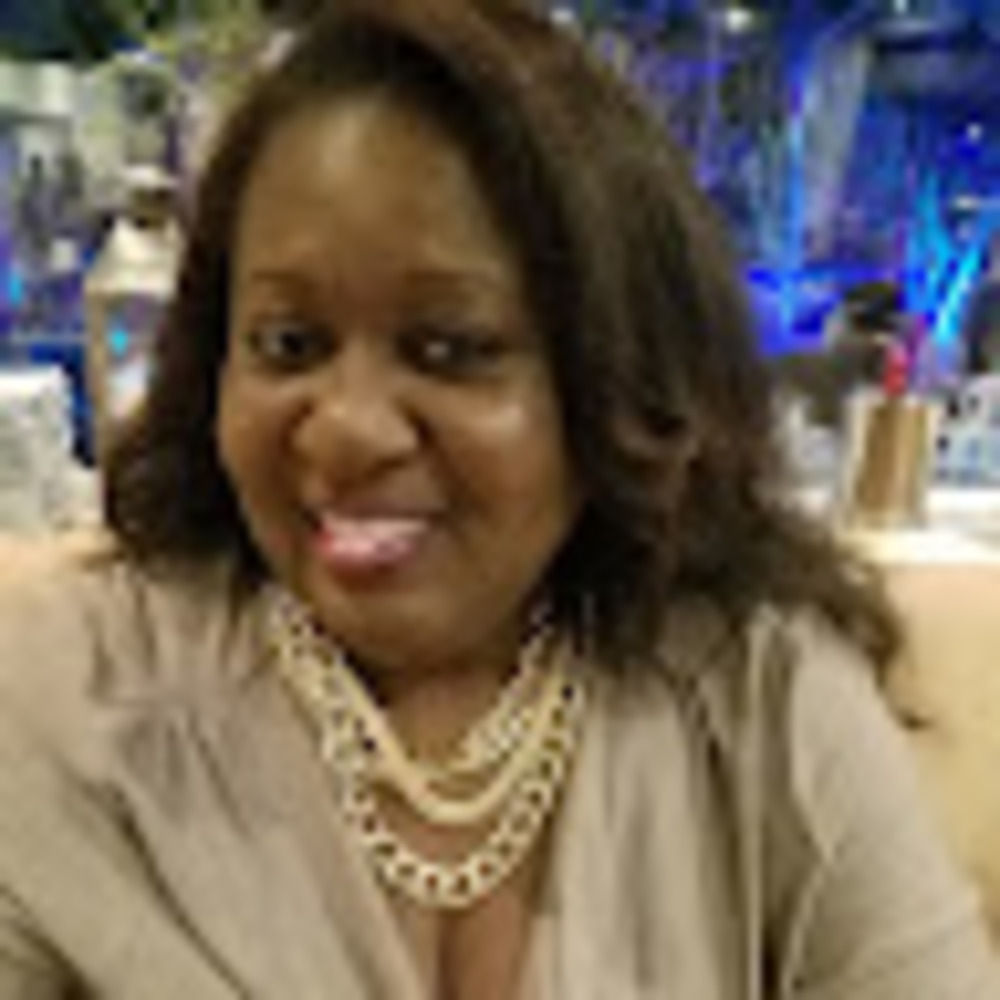 Meet your Posher, Monica